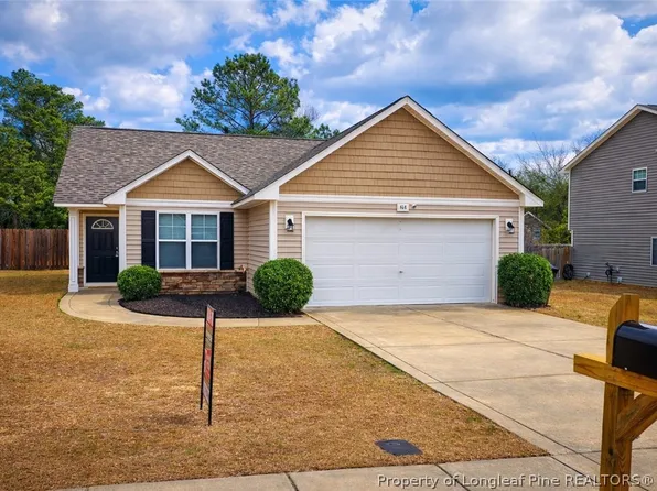 528 Bellgrove Dr, Hope Mills, NC 28348