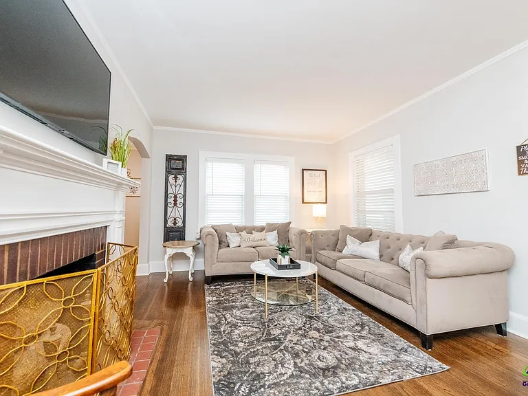 1304 Georgia Ave — Photo 35