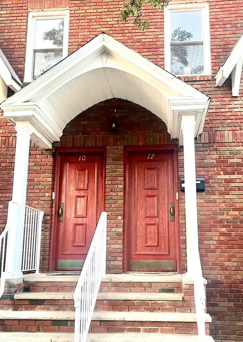 Building Photo - 10-12 Morton Pl #1