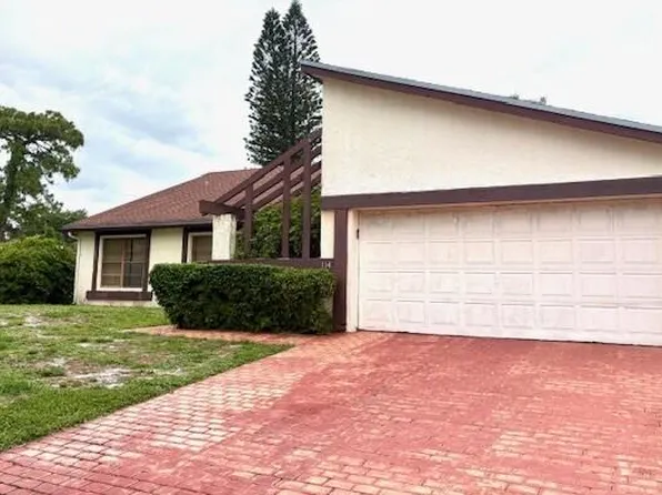 114 Sevilla Ave, Royal Palm Beach, FL 33411