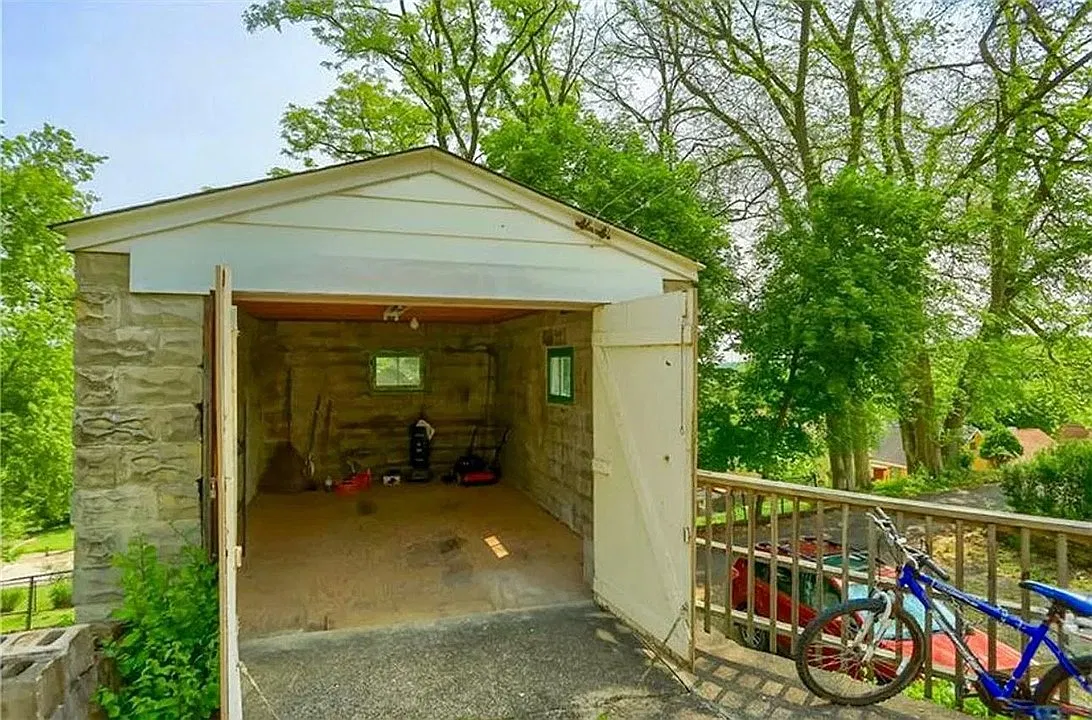 2 bed, 800 sqft, $1,345 — Photo 4