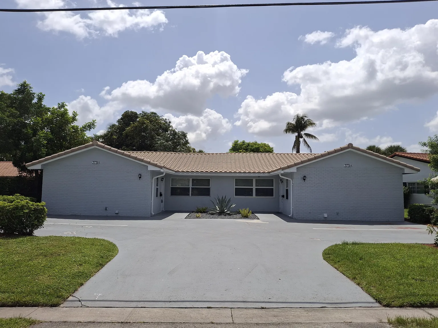 3 bed, 2.0 bath, 1326 sqft, $3,000 — Photo 1