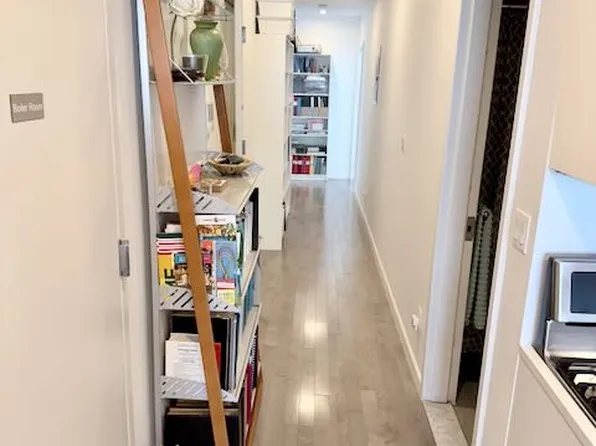 11-28 31st Drive image 9 of 33