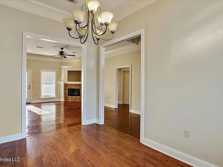 852 Willow Grande Cir — Photo 23