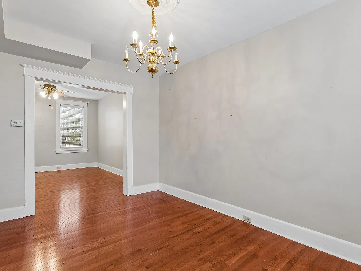 3 bed, 1200 sqft, $2,300 — Photo 3