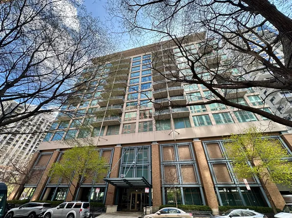 (undisclosed Address), Chicago, IL 60605