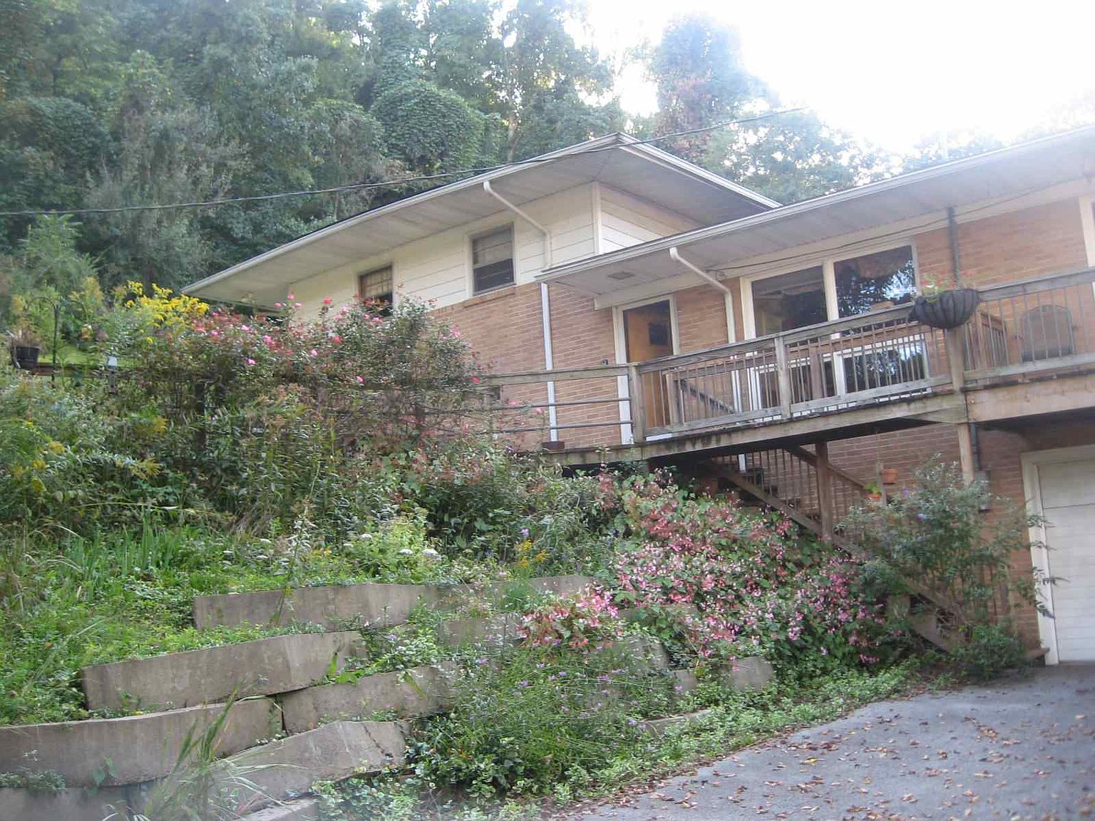 75 Poplar St, Hyden, KY 41749 Zillow