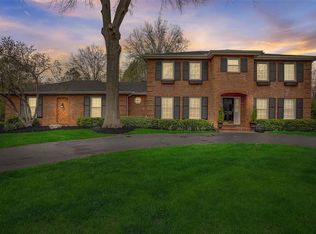 12579 Falling Leaves Ct, Saint Louis, MO 63141