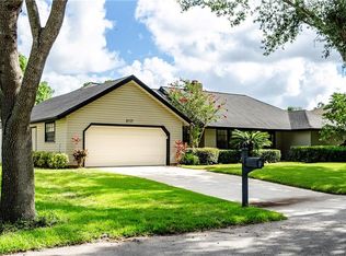 8417 Lost Lake Dr, Orlando, FL 32817