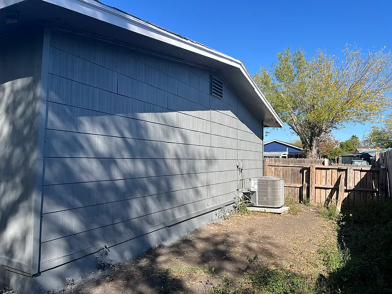 Indian Sky Dr — Photo 10