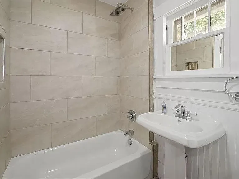 1521 E Platte Ave — Photo 8