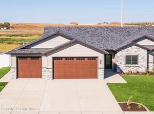 4254 12th St W, Dickinson, ND 58601