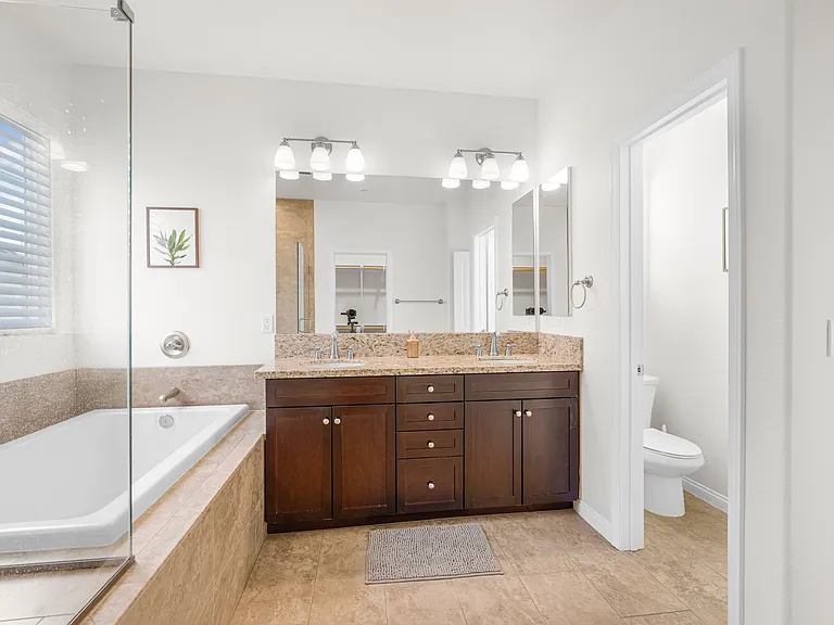 679 Nile River Dr — Photo 26