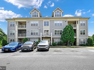 8805 Stone Ridge Cir APT 302, Pikesville, MD 21208
