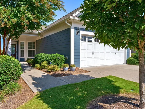 519 Turnstone Dr, Durham, NC 27703