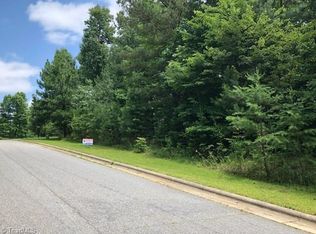 197 Hash Ln, Summerfield, NC 27358