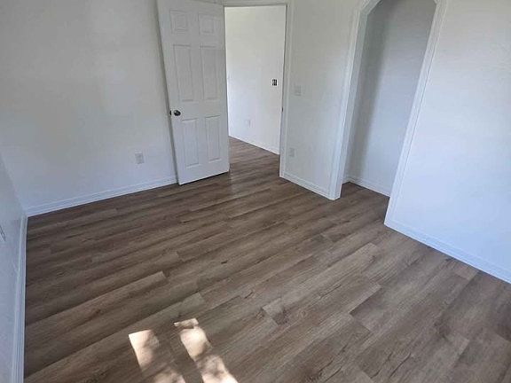 3rd image of 825 E Mary Ave