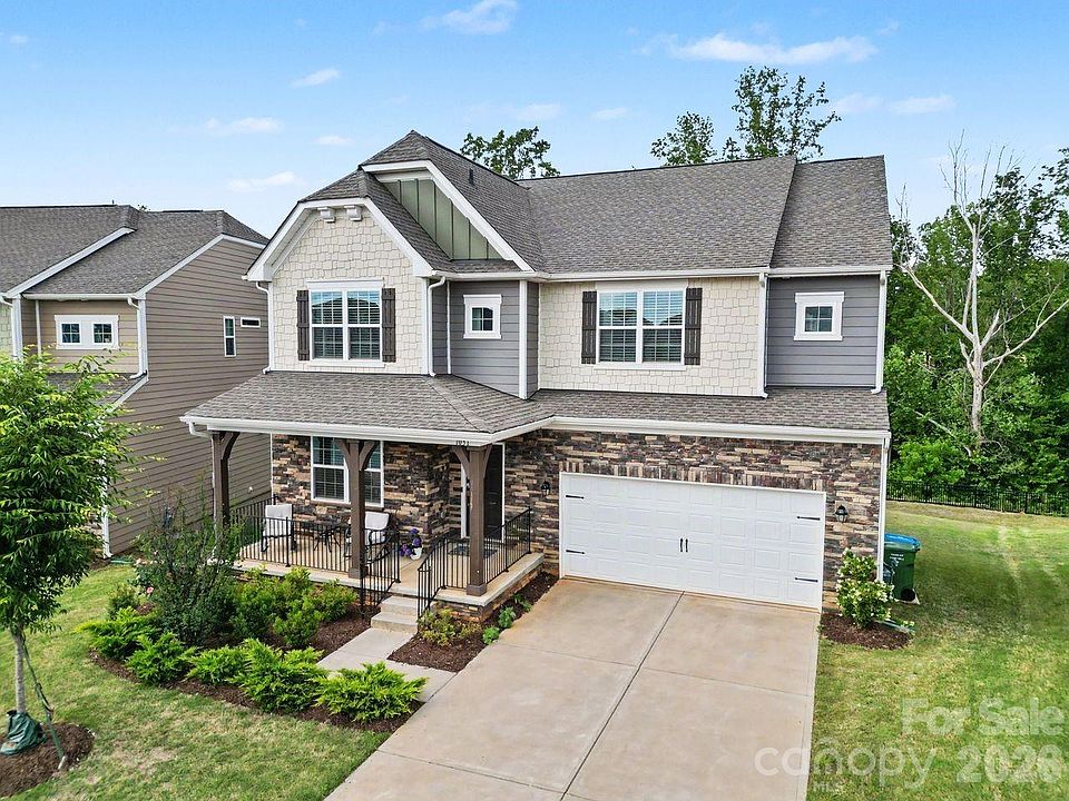 1st image of 1031 Lookout Shoals Dr