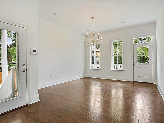 2nd image of 2431 Fern St