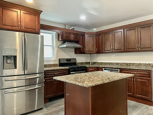 Rented by Compass | media 7