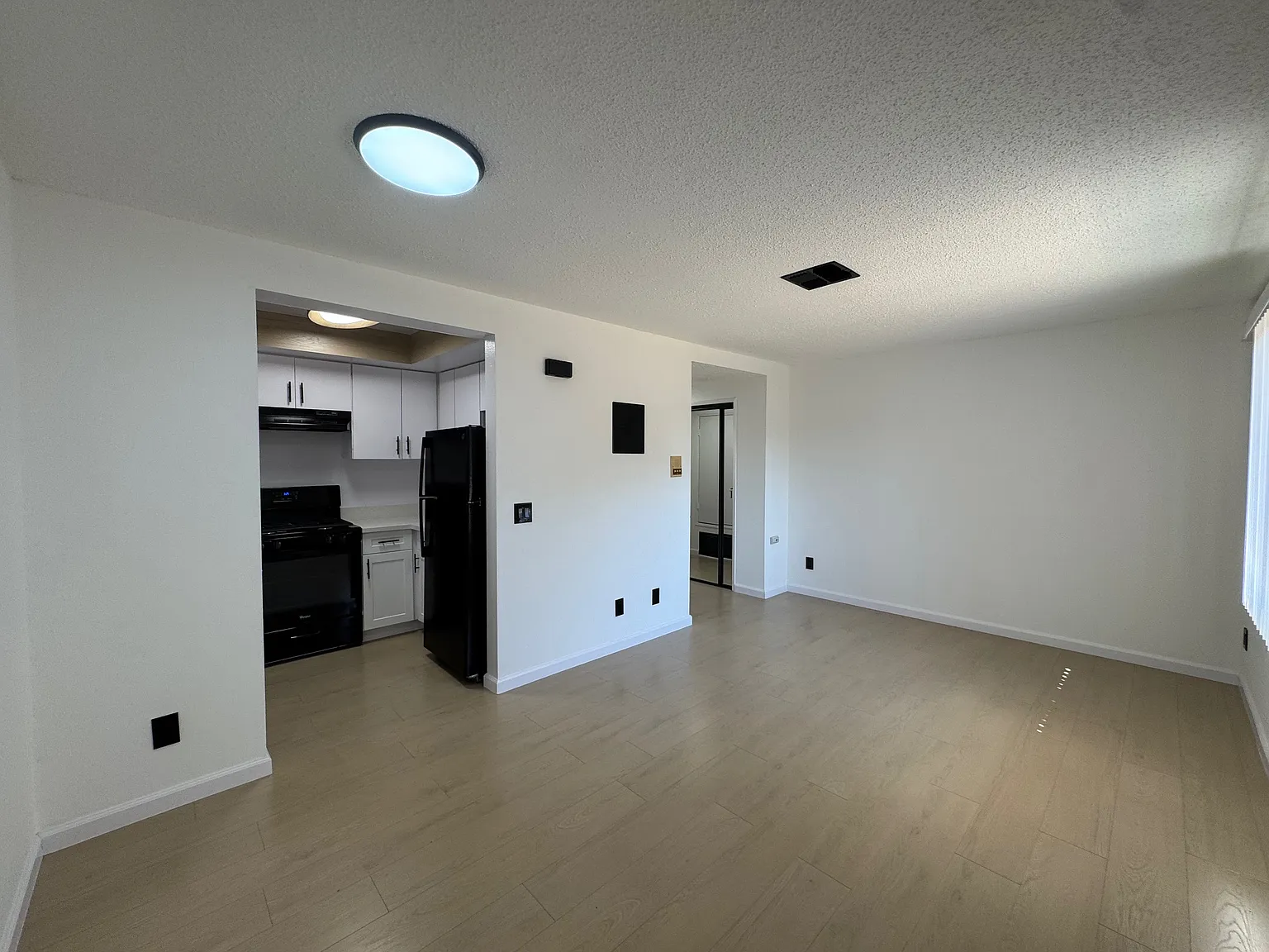 1 bed, 650 sqft, $1,895 — Photo 1