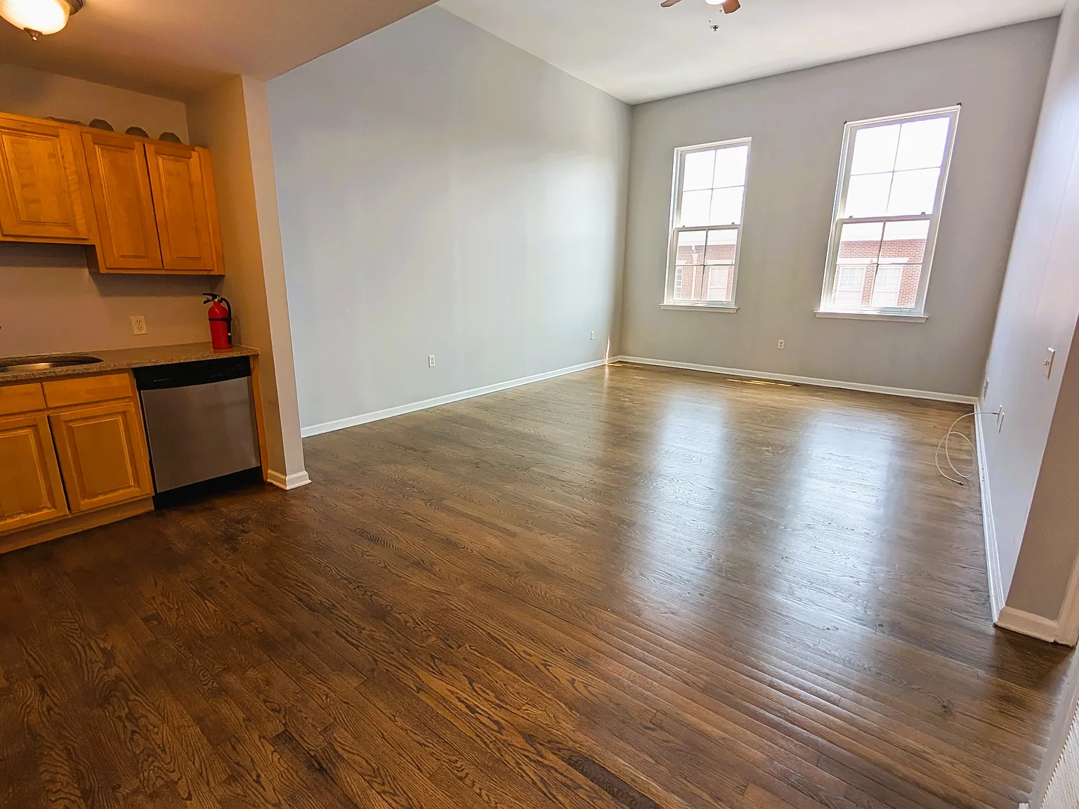 2 bed, $2,300 — Photo 4