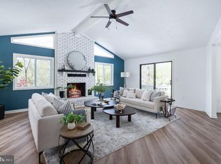 119 Larkspur Ln, Locust Grove, VA 22508