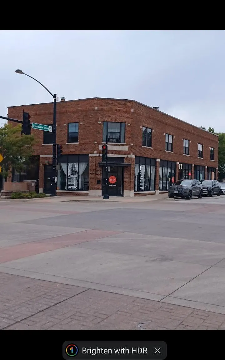 822 Main St — Photo 1