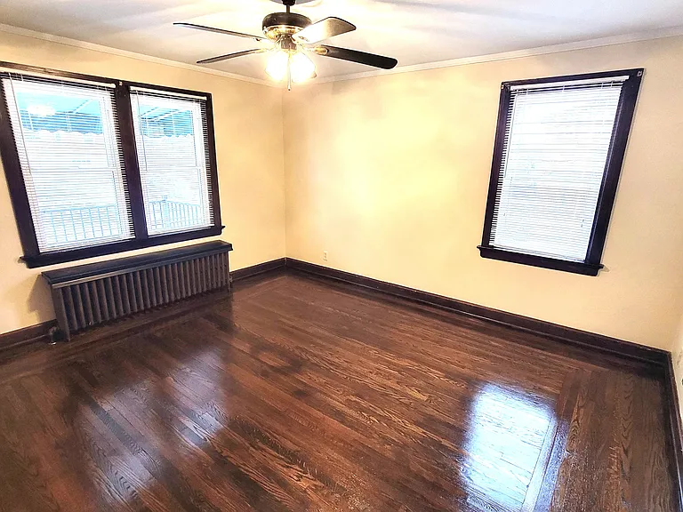 3884 Vine St — Photo 4