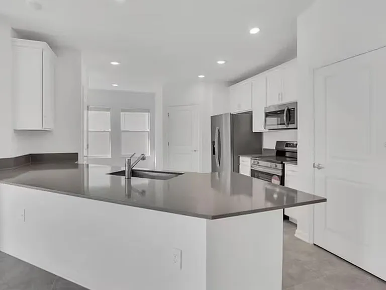 2649 Armstrong Ave #A — Photo 6