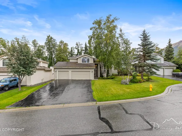 8727 Inyo Cir, Eagle River, AK 99577