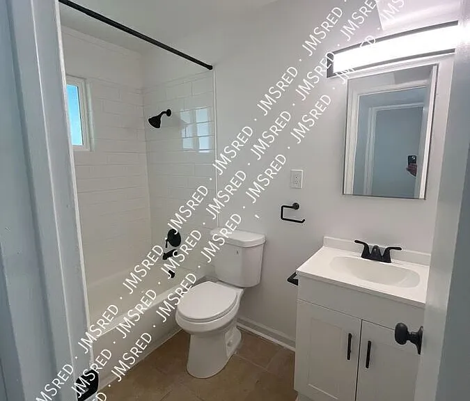 1433 S Kenneth Pl #8 — Photo 9