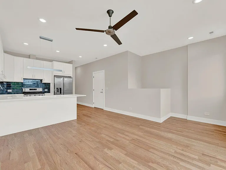 4611 S Saint Lawrence Ave #2 — Photo 6