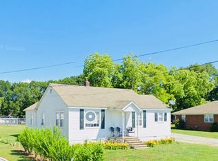 1571 Old Furnace Rd, Boiling Springs, SC 29316
