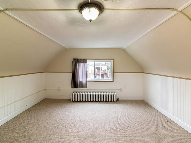 5910 Bryant St — Photo 14