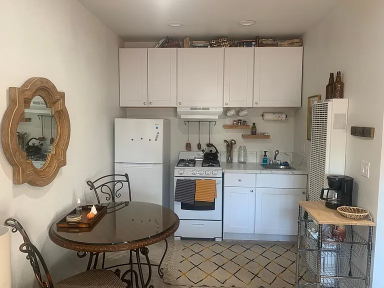 4094 Myrtle Ave — Photo 10