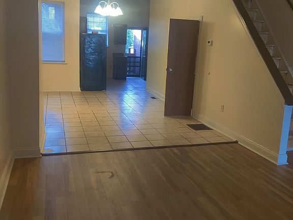 3rd image of 5626 Thomas Ave