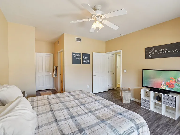 Sereno Townhomes — Photo 62