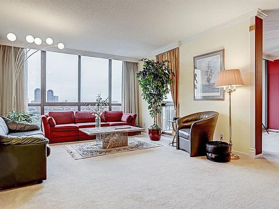 3rd image of 5001 Woodway Dr Unit 1803