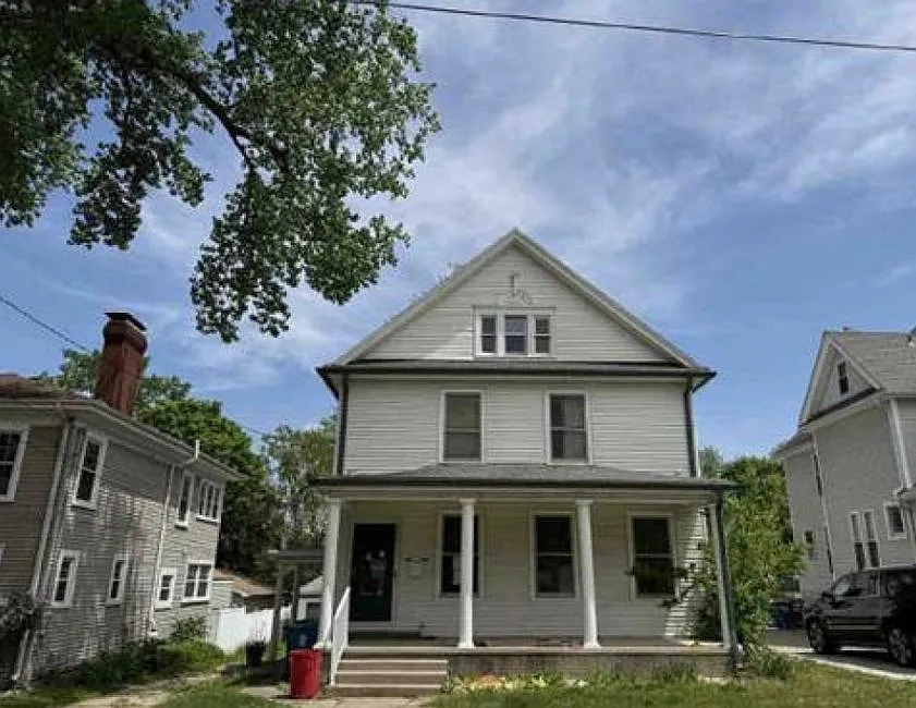 606 S Peoria Ave photo 1