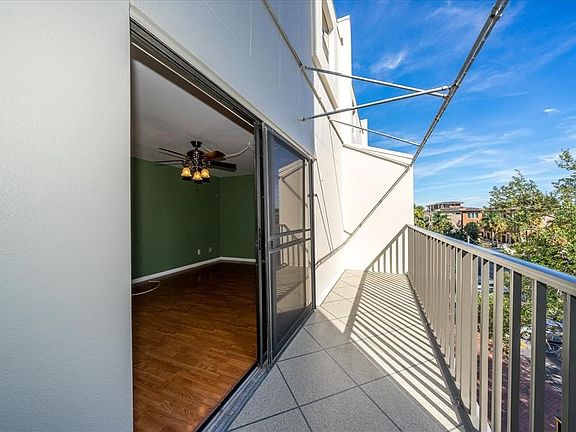 3rd image of 105 4th Ave NE Unit 425