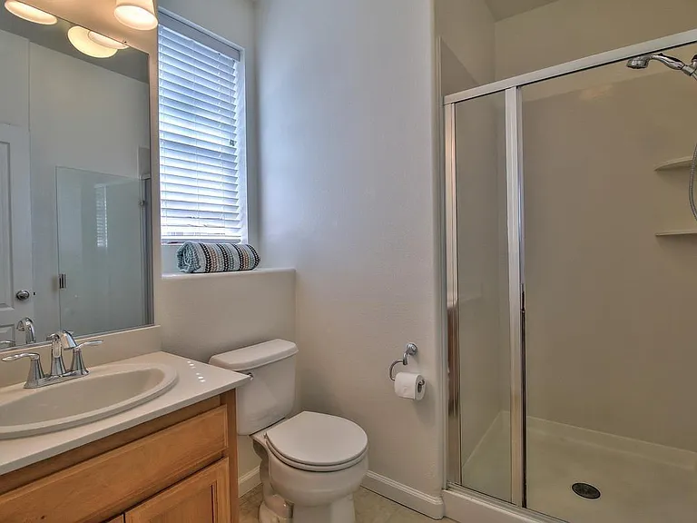 2152 Sheffield Dr — Photo 16