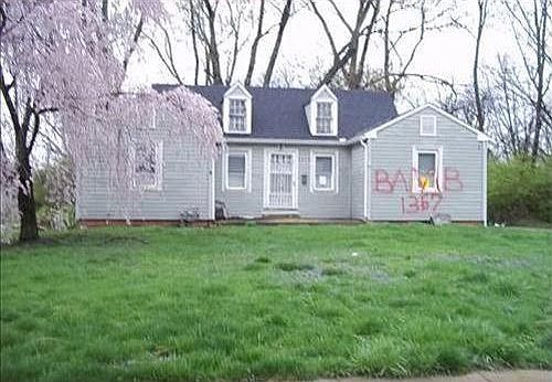 2nd image of 2020 Brentwood St