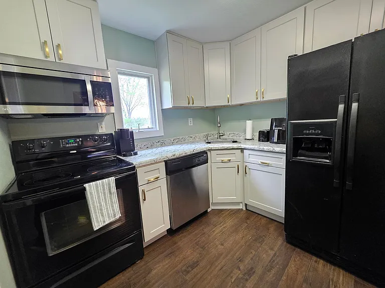840 Lincoln St — Photo 23