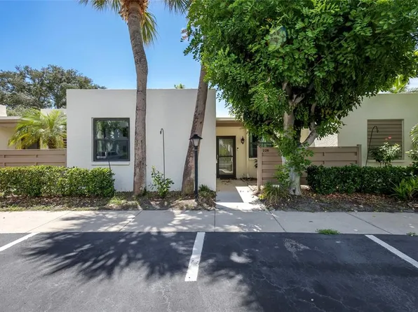 226 SHERWOOD DRIVE, BRADENTON, FL 34210