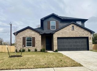 416 Magnolia St, Richwood, TX 77566