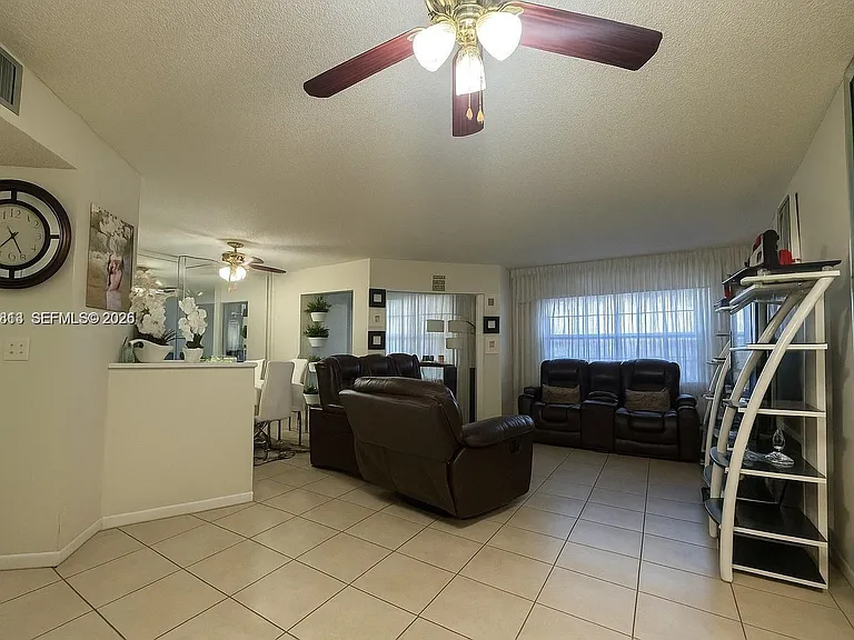 12500 SW 5th Ct #112M — Photo 6