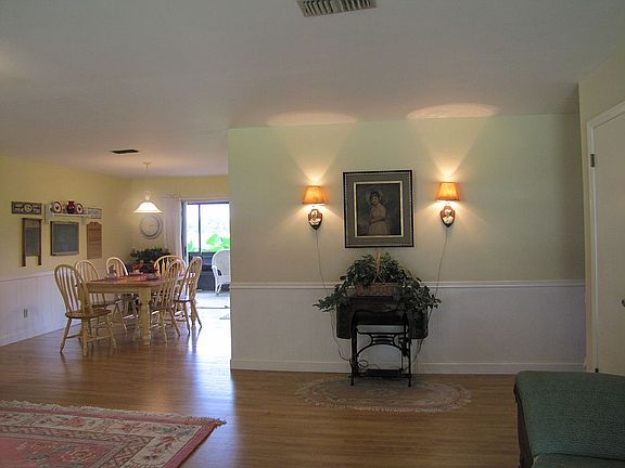 2nd image of 5380 SE 146th Ln