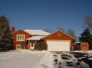 492 Lassie Cir, Hudson, WI 54016