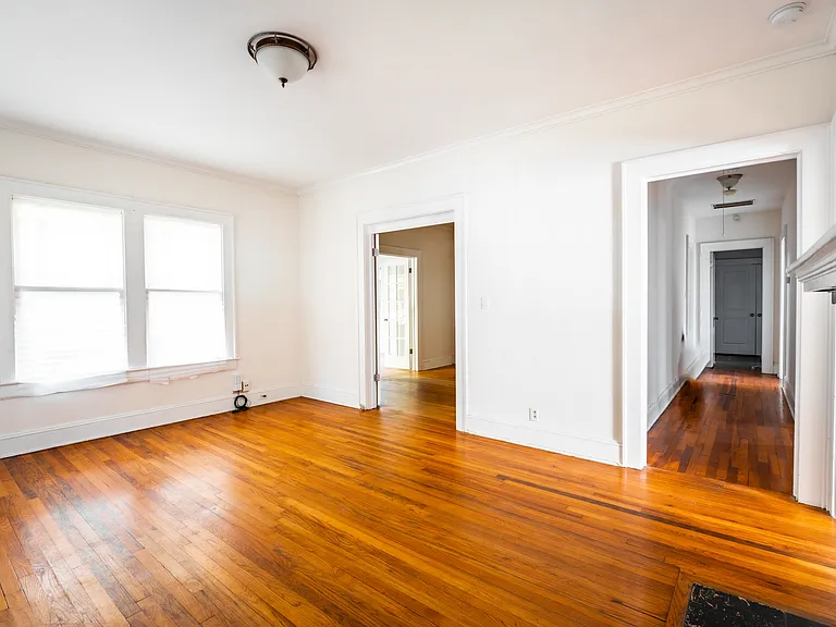 195 Flora Ave NE — Photo 3